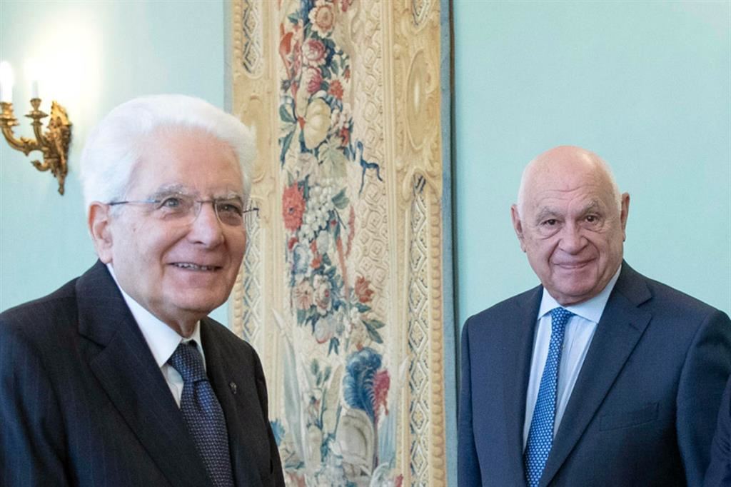 Il presidente della Repubblica, Sergio Mattarella (a sinistra) con il ministro della Giustizia Carlo Nordio