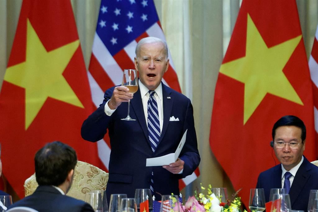 Il presidente Joe Biden in Vietnam