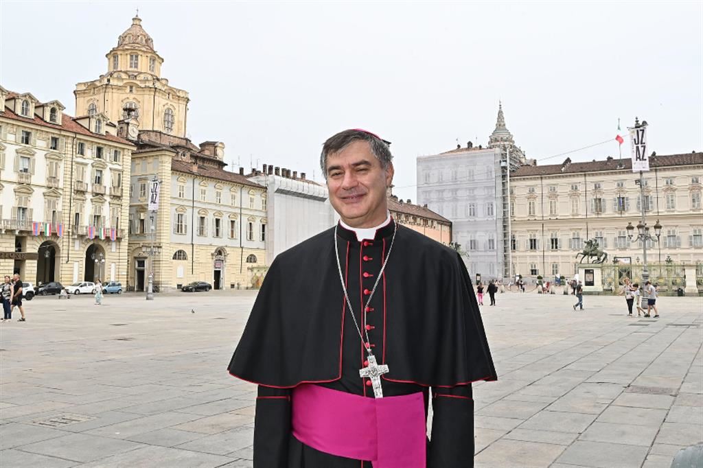 L’arcivescovo Roberto Repole che guida le diocesi di Torino e Susa