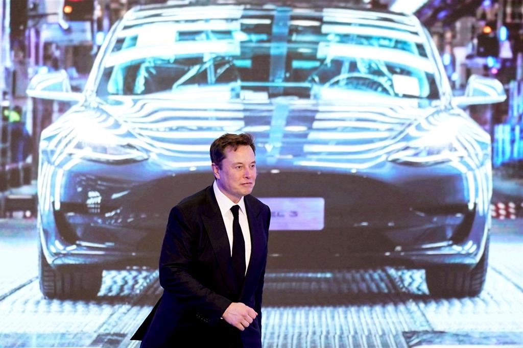 Elon Musk, eccentrico, geniale e discusso presidente di Tesla