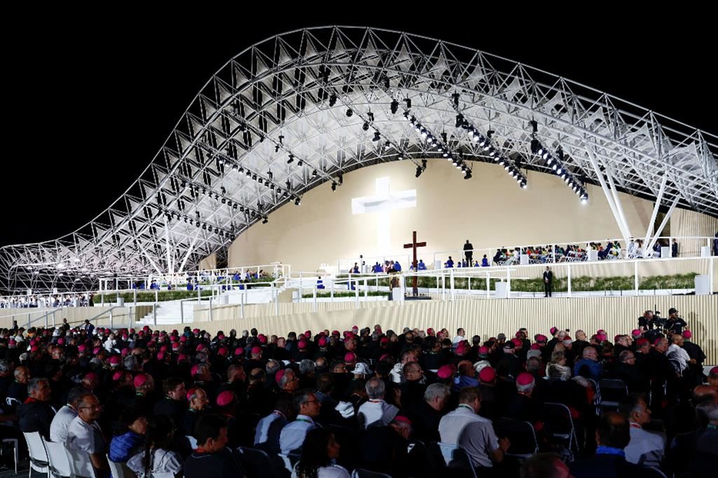 La veglia eucaristica con il Papa al Parque Tejo di Lisbona