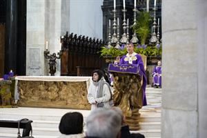 Messa interrotta in Duomo, l'arcivescovo Repole: «L'Eucaristia va rispettata»