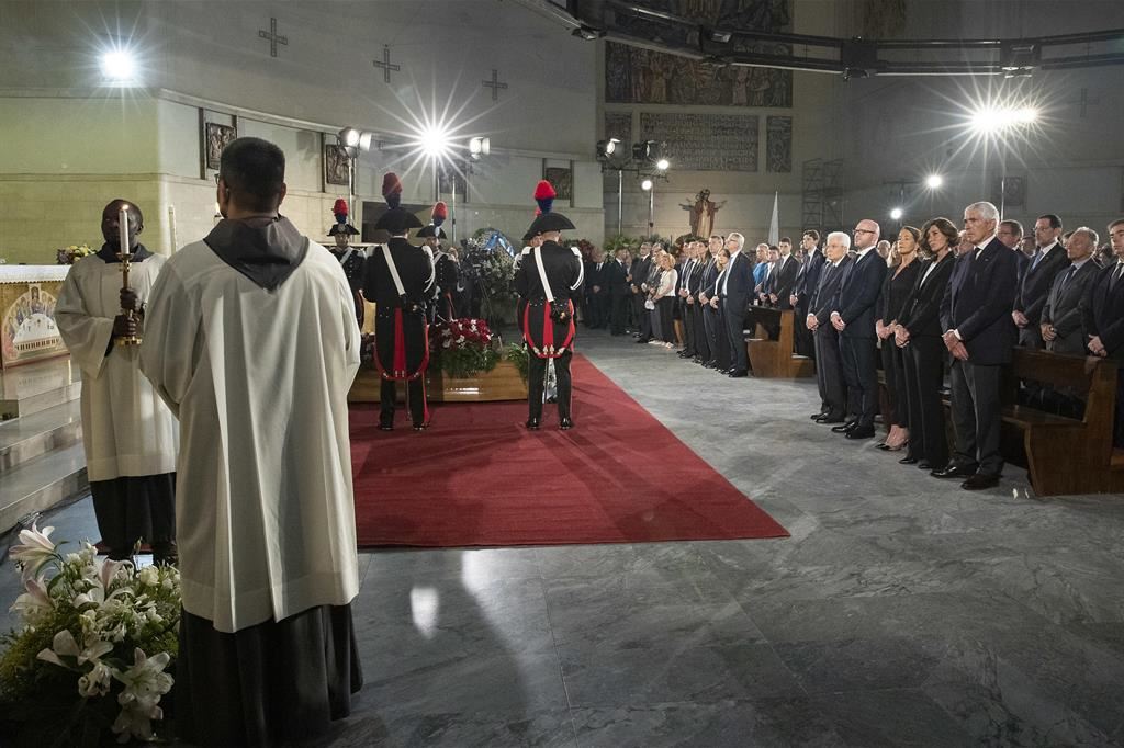 i funerali di Arnaldo Forlani alla Basilica dei Santi Pietro e Paolo