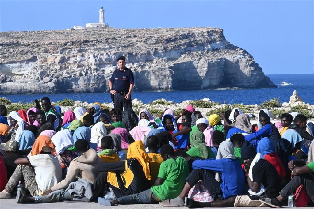 MIgranti sbarcati a Lampedusa a metà settembre