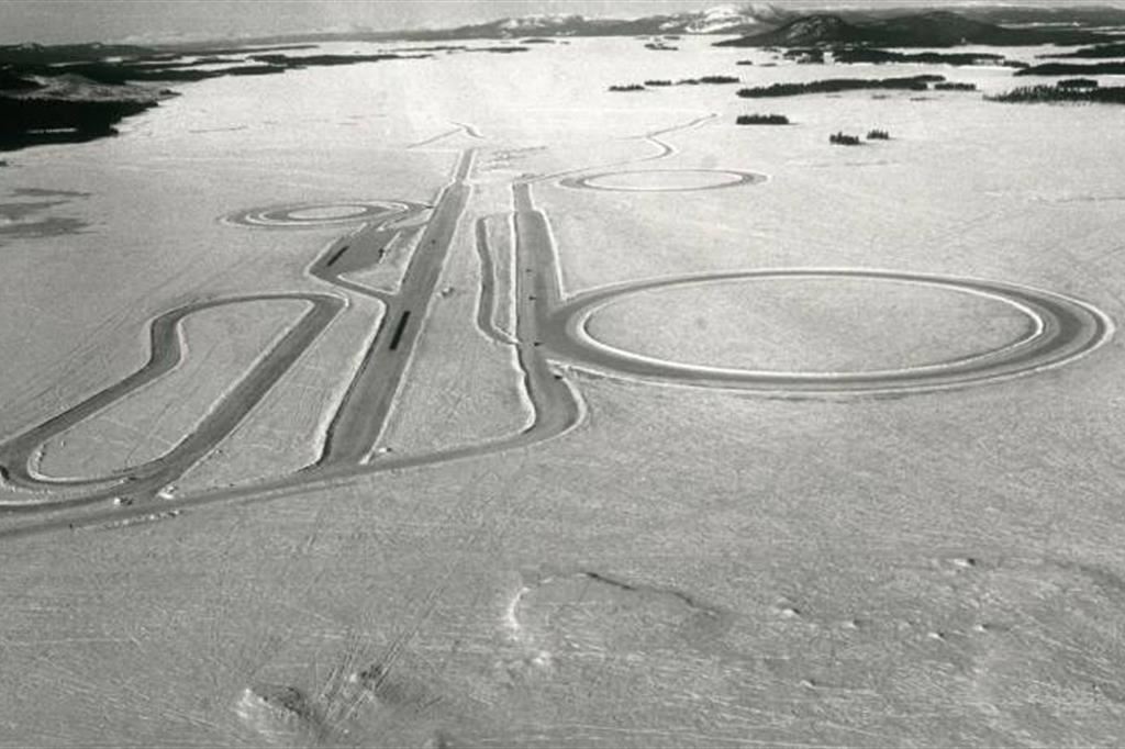 Un'immagine della pista prova di Bosch sul lago ghiacciato di Arjeplog nel 1977