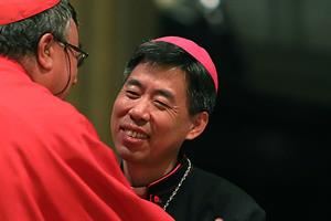 Insediato il nuovo vescovo di Shanghai. Roma informata solo «pochi giorni fa»