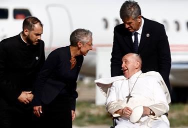 Il Papa è arrivato a Marsiglia per l'incontro sul Mediterraneo