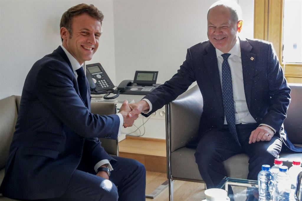 Un recente incontro tra Emmanuel Macron e Olaf Scholz