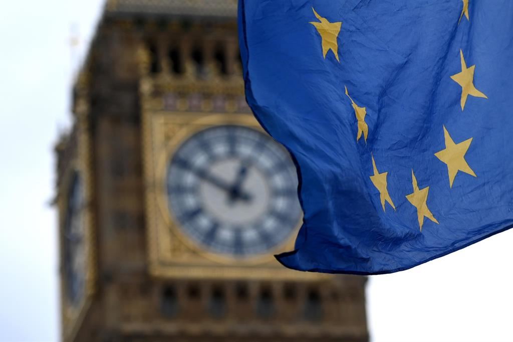 A Londra resta il  divieto di esporre la bandiera dell'Unione Europea