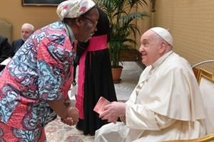 Francesco parla ai teologi: «Un errore maschilizzare la Chiesa»