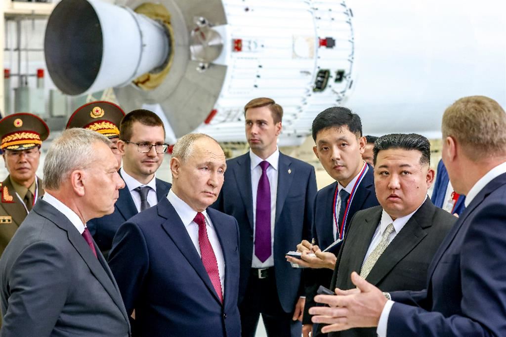 Vladimir Putin e Kim Jong-un nel cosmodromo di Vostochny