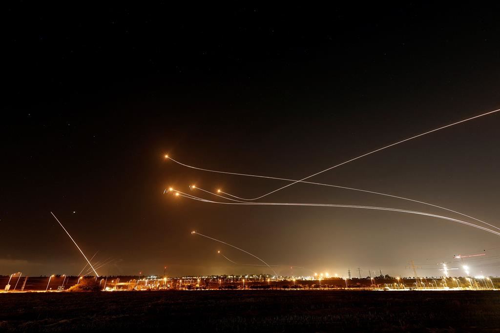 Iron Dome in azione al confine tra Israele e Gaza