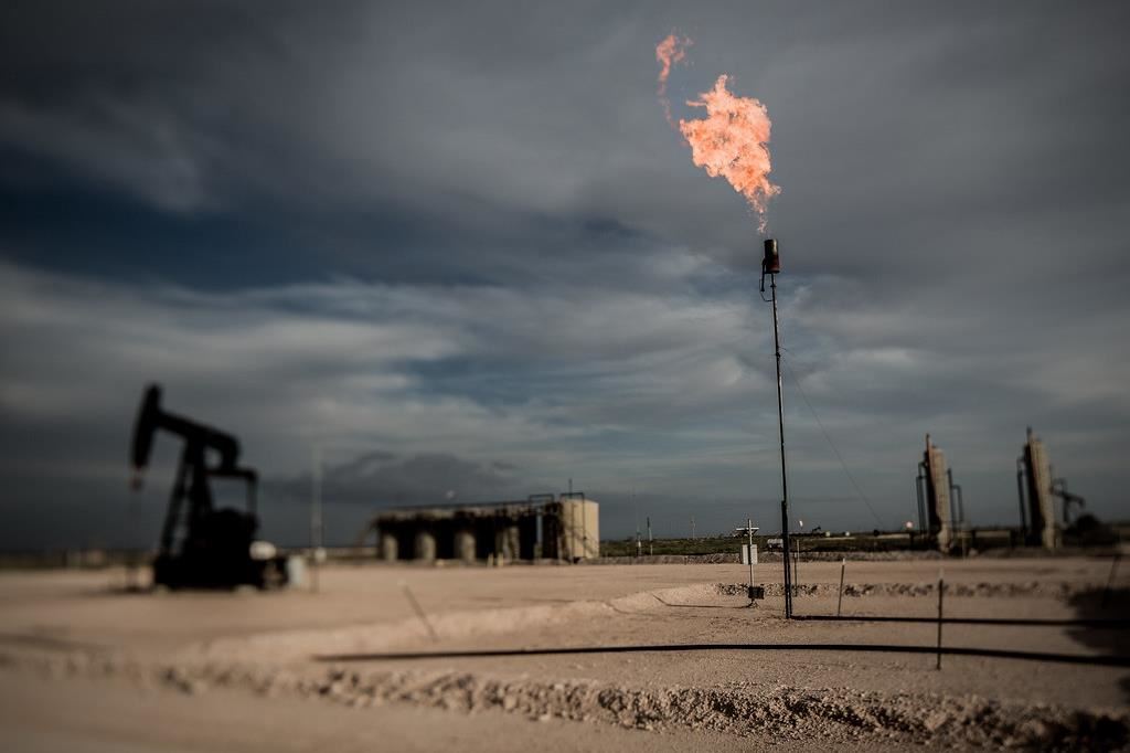 Usa, petrolio e gas da record. Sul green restano gli annunci