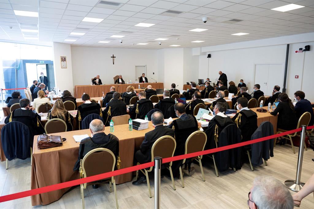 L'aula del Tribunale Vaticano