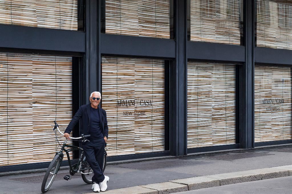 Giorgio Armani, 89 ani a luglio, è considerato uno dei più grandi imprenditori della moda a livello mondiale