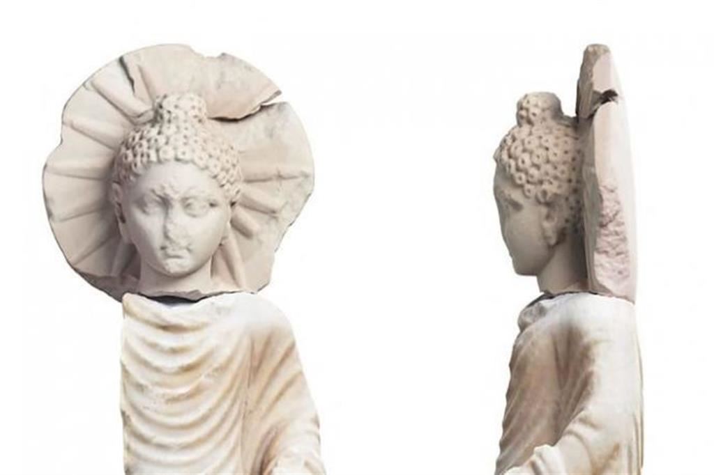 La statuetta di Buddha, risalente al II secolo d.C., ritrovata in un tempio della città romana di Berenice, sul Mar Rosso