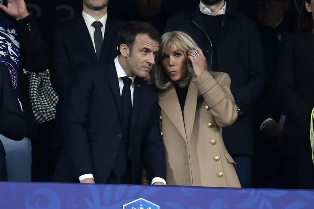 Brigitte con il marito Emmanuel Macron