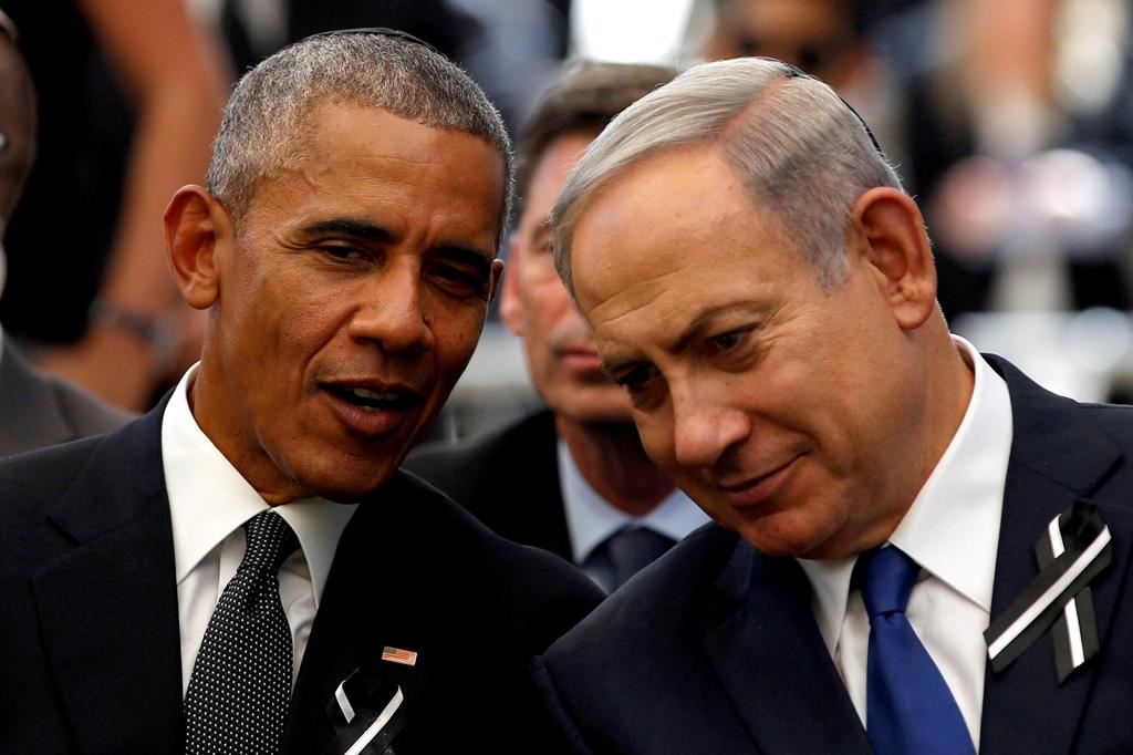 Barack Obama con Benjamin Netanyahu nel 2016