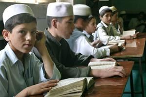 Pakistan, strage di insegnanti in due scuole