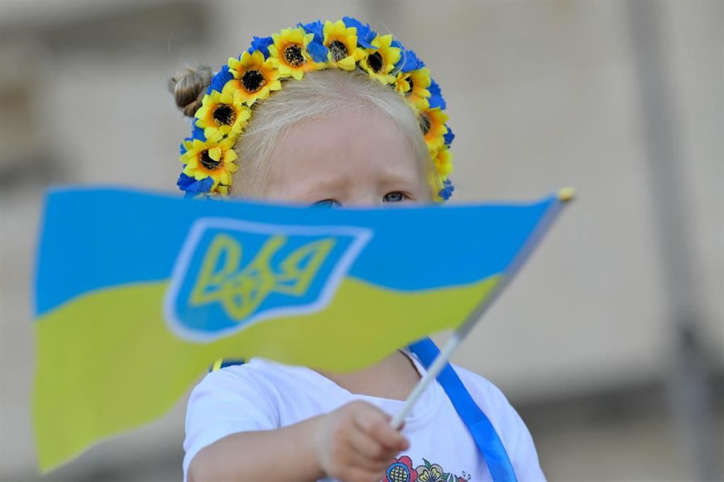 Una bimba ucraina alla manifestazione per la pace che si è svolta a Roma il 24 agosto scoro, a sei mei dall'inizio della guerra