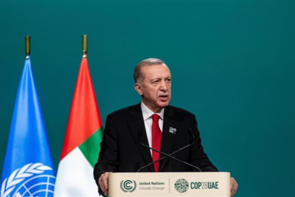 Recep Tayyip Erdogan, presidente della Turchia, vuole mettere sotto controllo politico i social