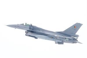 Biden invia gli F-16. E la Ue applaude. Ma i jet serviranno?