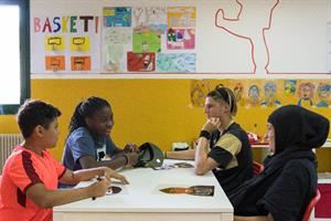 Studenti immigrati, risultati migliori a scuola con la cittadinanza italiana