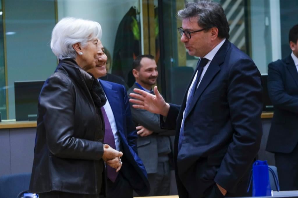Giancarlo Giorgetti, ministro dell'Economia, a colloquio con Christine Lagarde, presidente della Bce