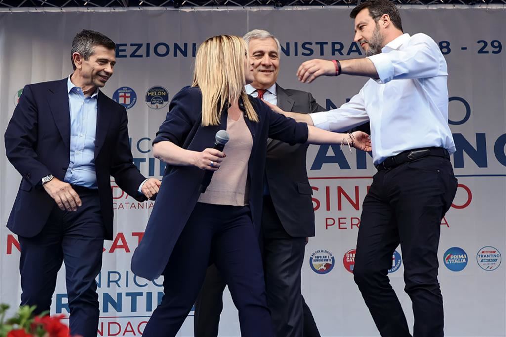 Meloni e Salvini, con Lupi e Tajani, a Catania per la chiusura della campagna elettorale a sostegno della candidatura a sindaco di Enrico Trantino