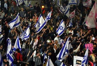 Israele, perché la riforma giudiziaria spacca il Paese