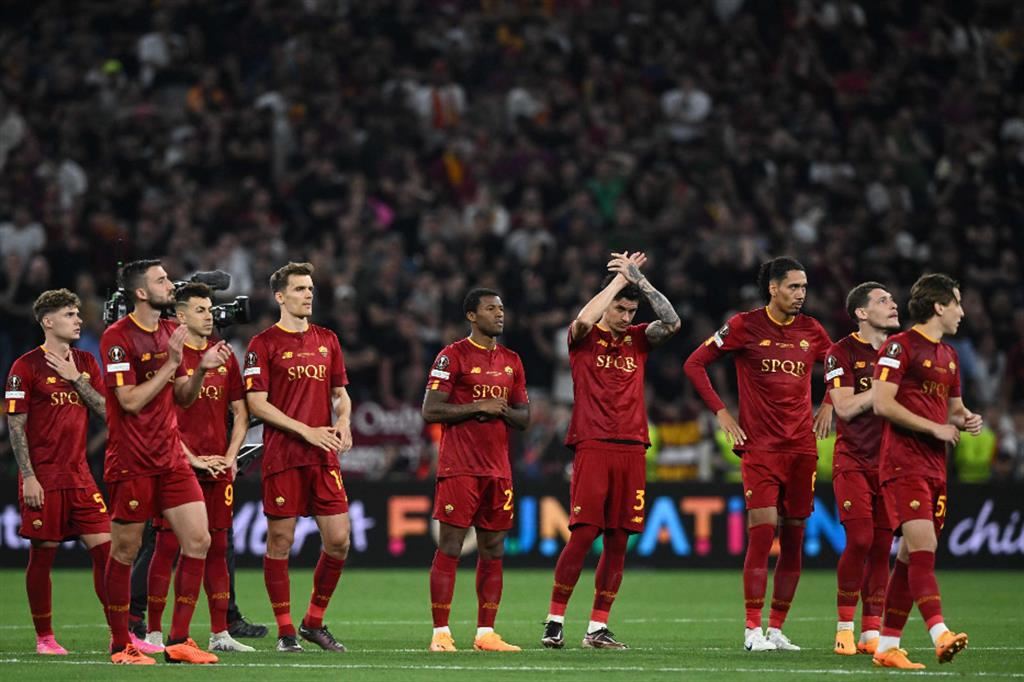 Una serata triste per la Roma, battuta ai rigori dal Siviglia nella finale della Europa League