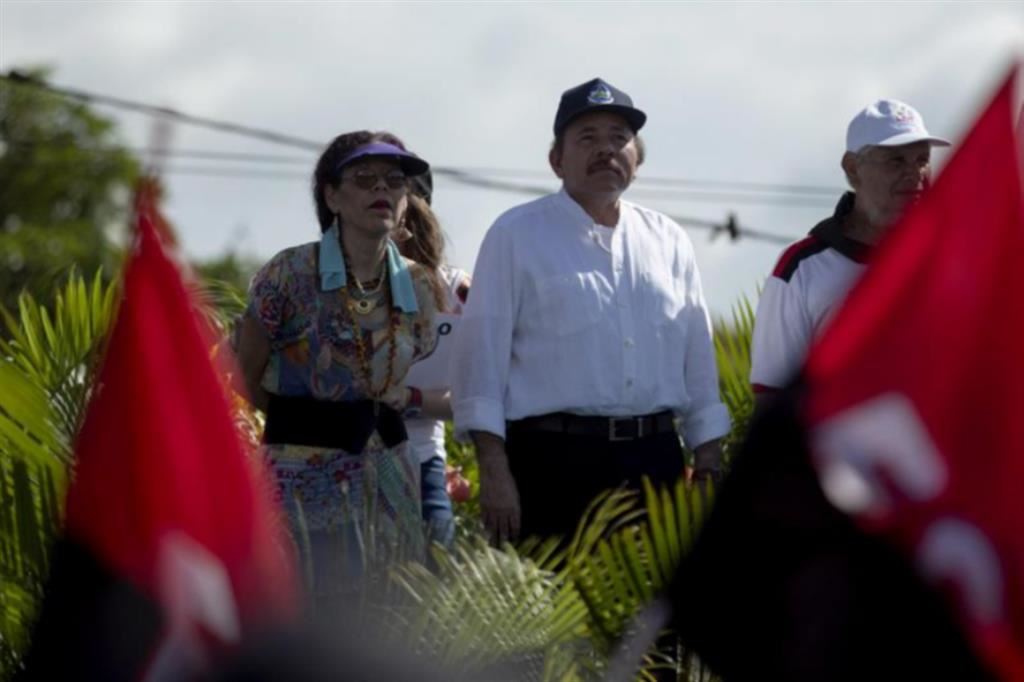 Daniel Ortega, il dittatore del Nicaragua, e la moglie Rosario Murillo