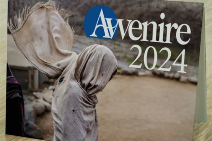Il nostro calendario 2024: i volti delle donne afghane per non dimenticare