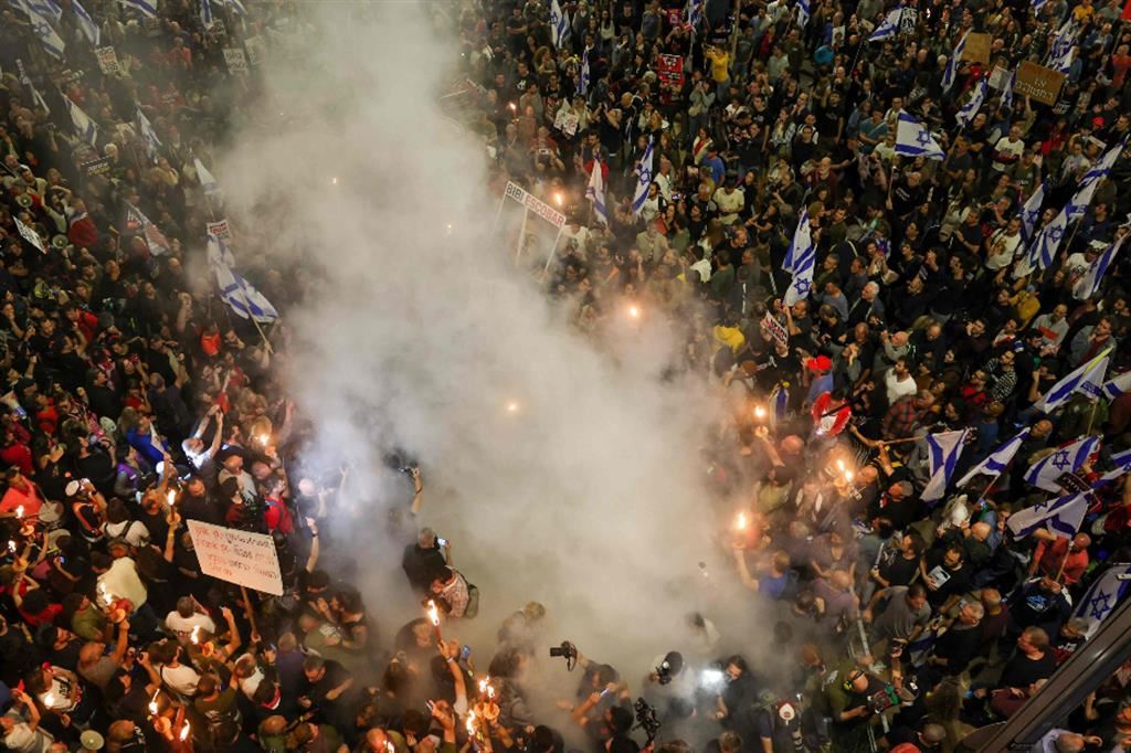 Una delle manifestazioni dei giorni scorsi a Tel Aviv contro il governo