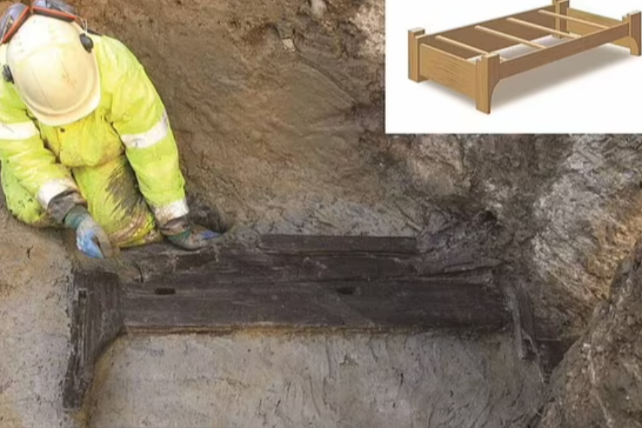 Ritrovato a Londra un letto funerario romano