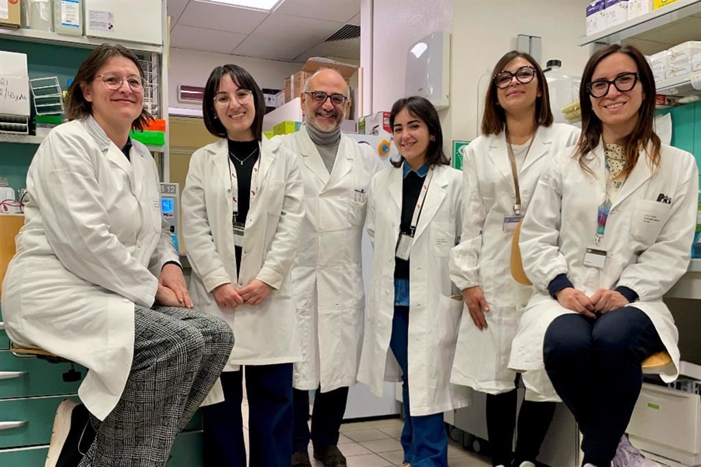 Le ricercatrici del laboratorio del prof. Melisi: da sinistra Hayley Salt, Veronica De Vita, Enza Scarlato, Silvia Pietrobono, Simona Casalino