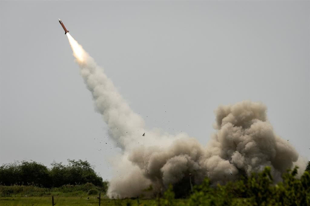Il lancio di un missile Patriot durante una esercitazione della Nato