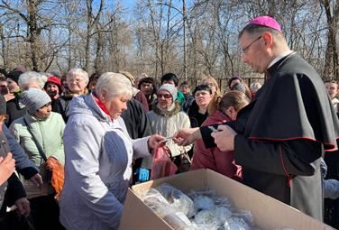 «L'Ucraina è ferma al Venerdì Santo. Ma la carità del Papa porta la Pasqua»