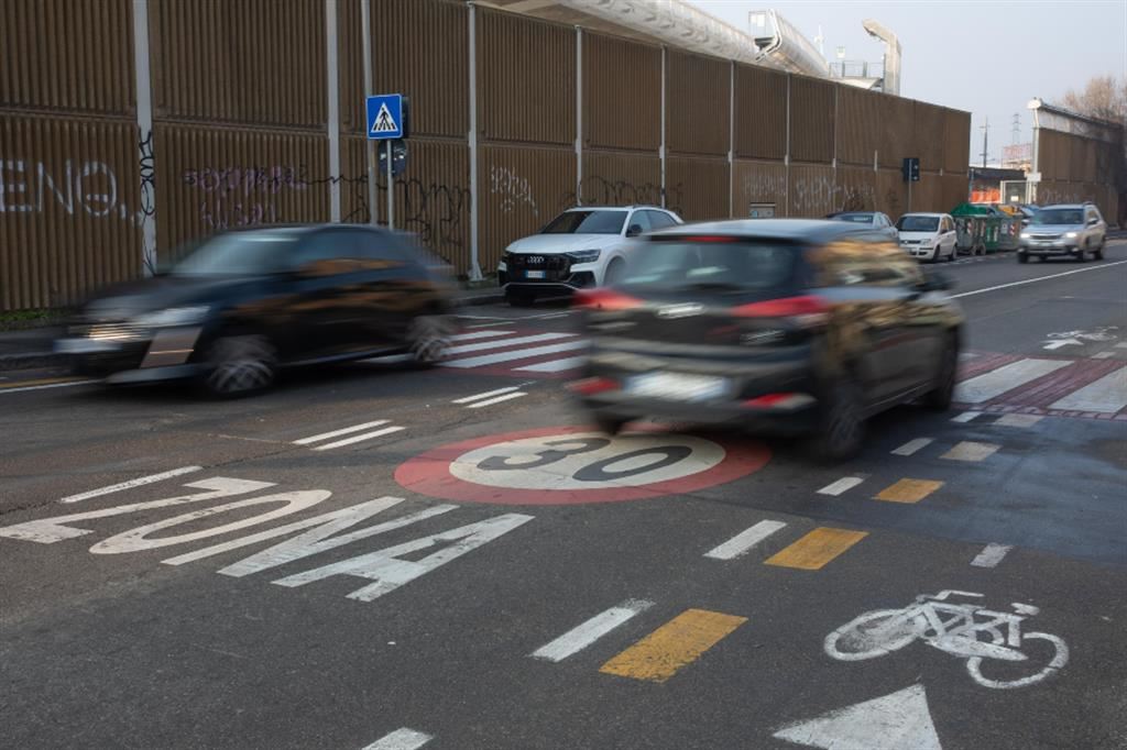 Le strade di Bologna con le indicazioni del limite di velocità a 30 all'ora