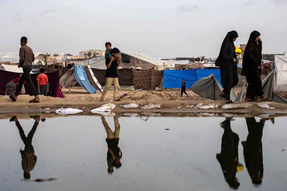 Huyendo de refugiados, hay una lista de precios para escapar de Gaza