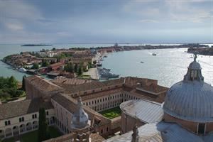 Il Papa visiterà la Biennale d'Arte di Venezia