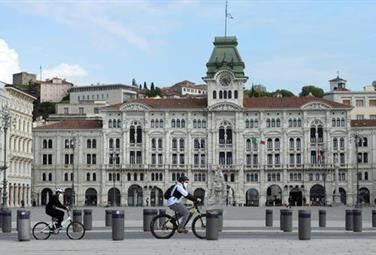 Una strategia neo-sturziana: a Trieste confronto associazioni-amministratori