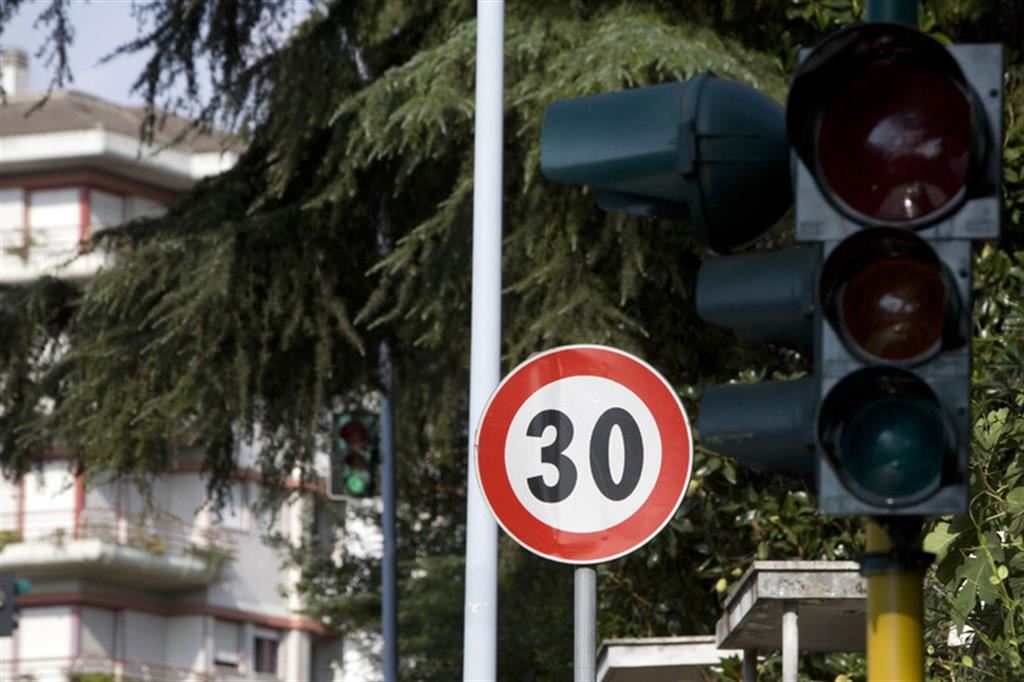 Bologna frena: scatta il limite dei 30 km all'ora