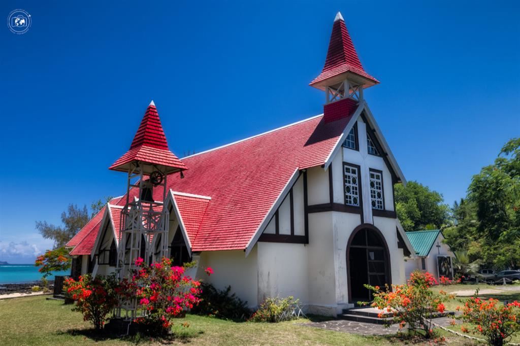 Isola di Mauritius: l'iconica chiesa di Nostra Signora Ausiliatrice a Cap Malheureux - © Stefano Tiozzo
