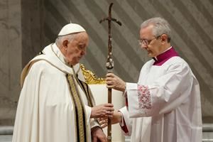 Il Papa ai preti: «Non siate sprezzanti: no lamentele, ma misericordia»