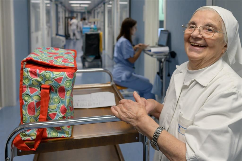 Suor Vincenza Useli, 87 anni, una vita all'Ospedale Bambino gesù