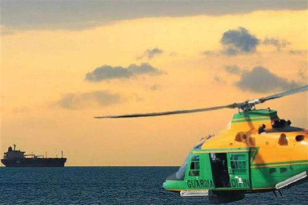 Un elicottero della Guardia di Finanza identico al Volpe 132 abbattuto il 2 marzo 1994
