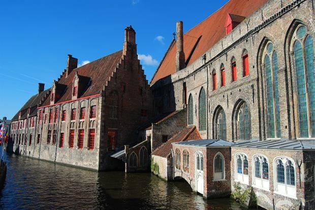 Tutti i Memling di Bruges si ammirano in uno scrigno