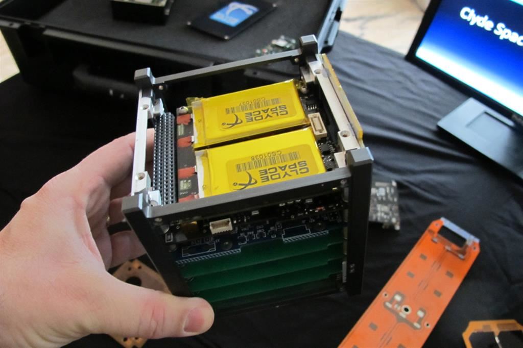 Un microsatellite formato CubeSat