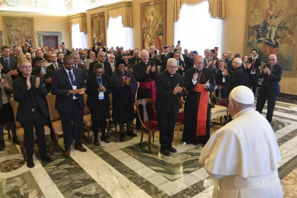 Papa Francesco riceve in udienza i membri della Pontificia Accademia per la Vita